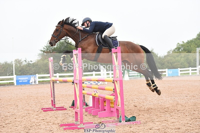 230902A-111336-00543 - Cls 8 1.05m Amateur Quali