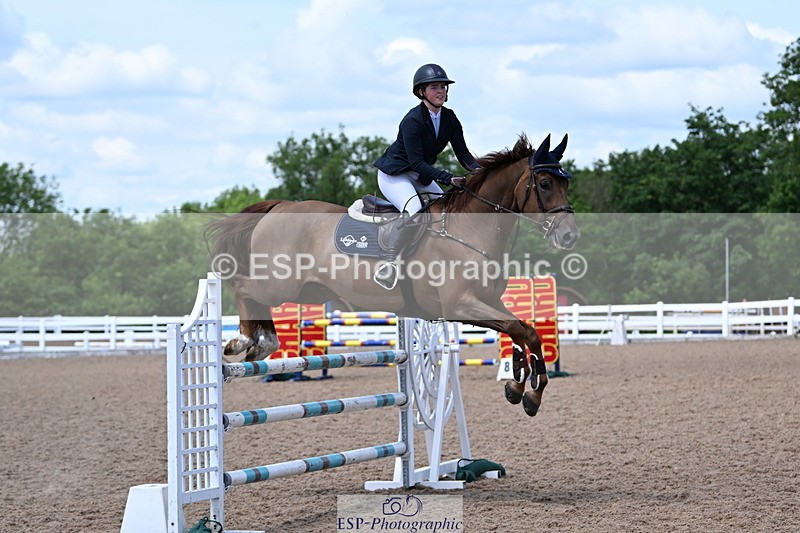 240619A-141945-00536 - Cls 4 Snr Newcomers and 1.10m Open