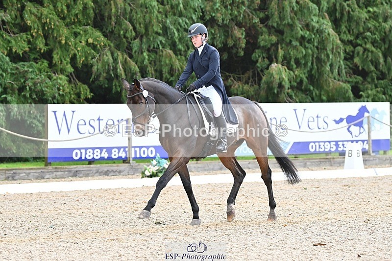 231019-124245-03177 - 117-DERG.FASCINATION-Frederica.Finch-DR