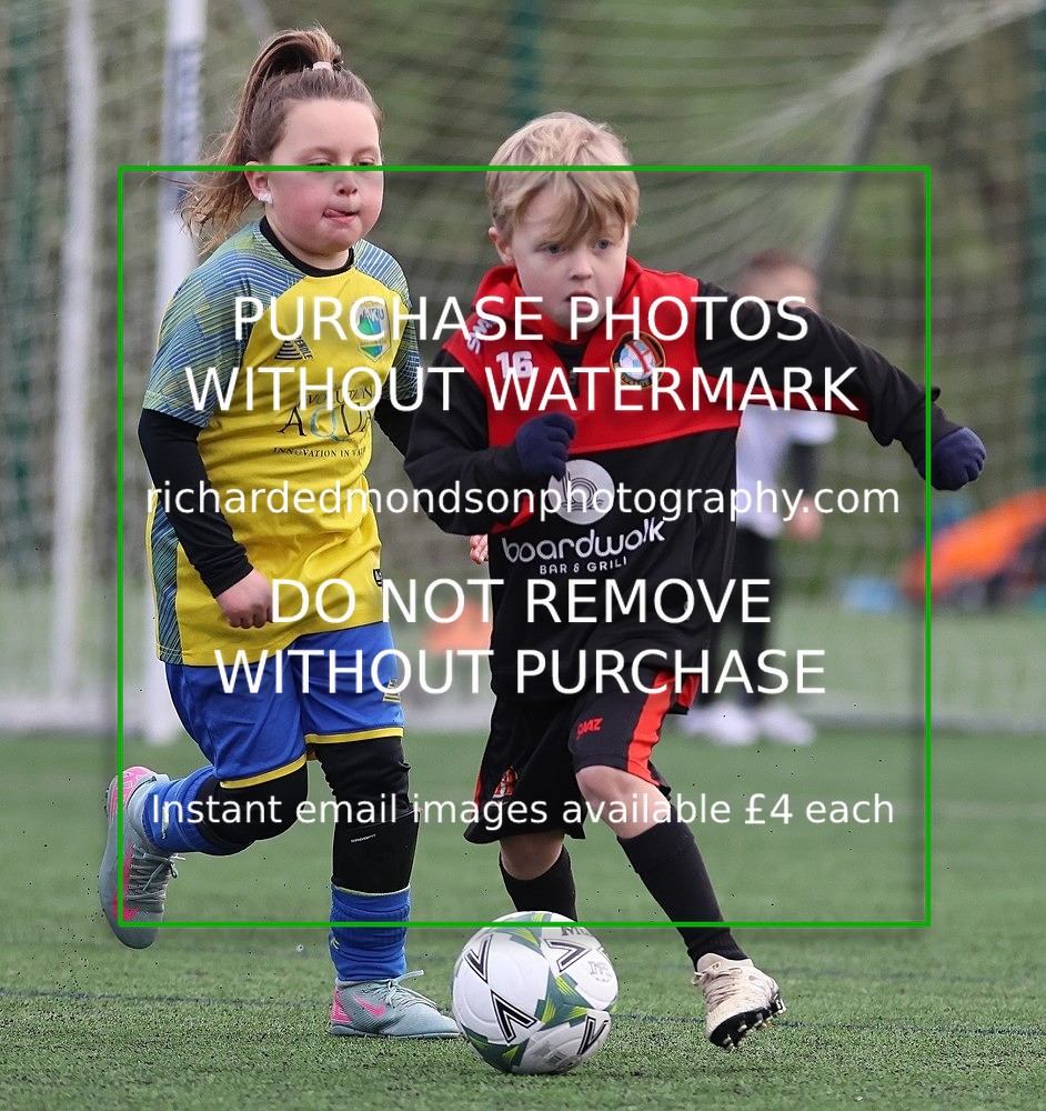 533A9850 - Kendal Utd Ladies & Girls U8