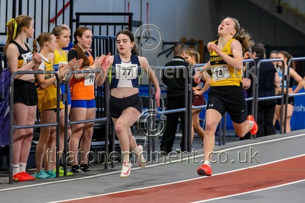 Age26SUN-919075 - Track Female