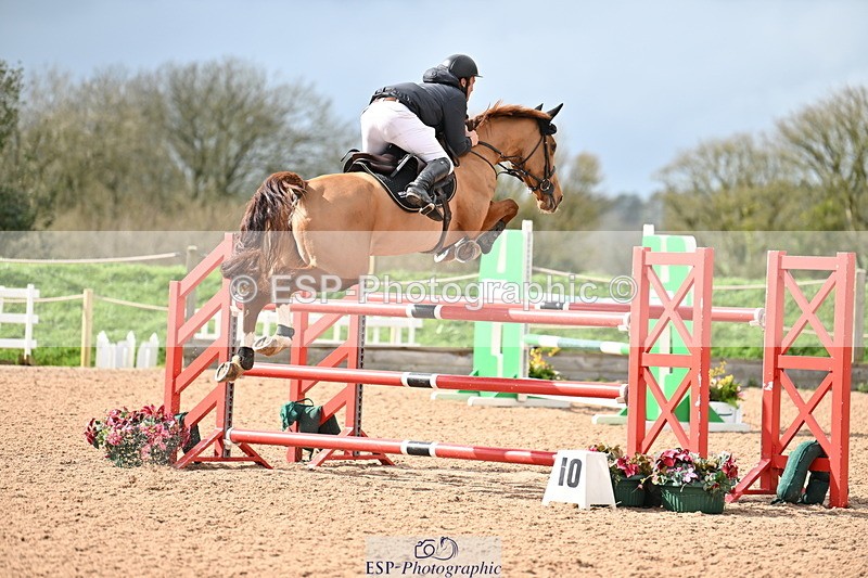 240315A-130432-01126 - Cls 3 Snr Foxhunter