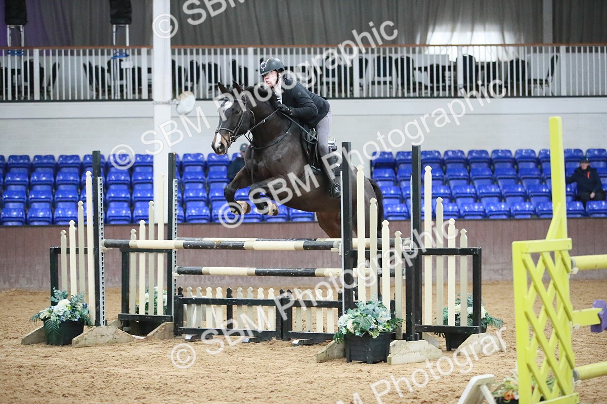 SBM_001108 - Class 4 - Senior Newcomers - 1.10m Open