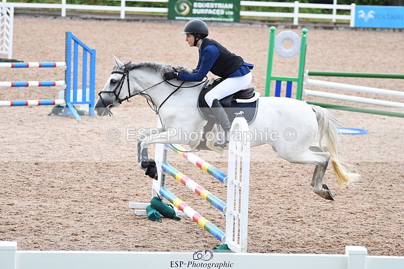 230715A-130914-01159 - Cls 4 Newcomers & 1m Open