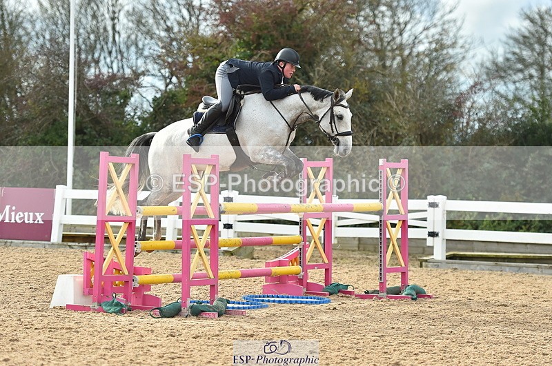 231111A-130416-02028 - Cls 12 Newcomers & 1.10m Open