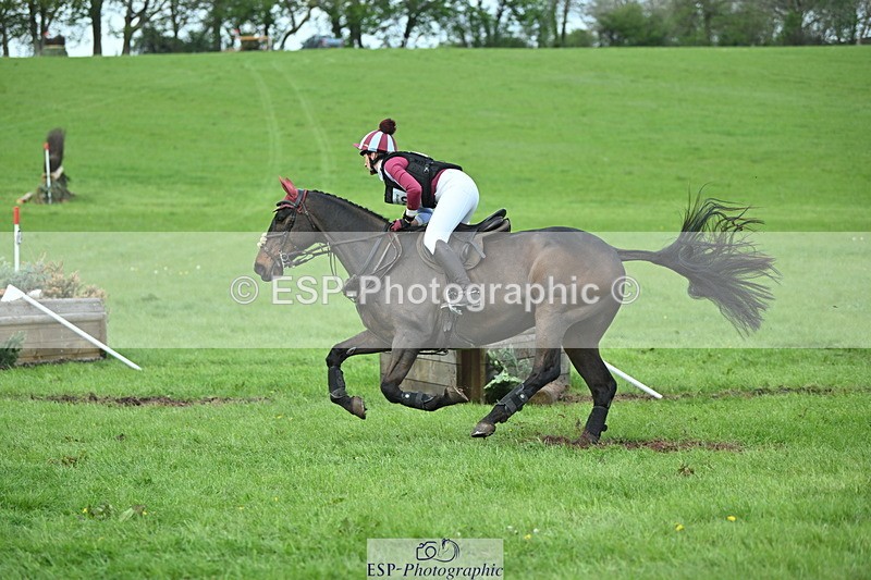 250419-173729-14166 - 869-Lizette.Jackman-MURPHYS.GAUNTLET