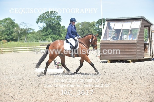 JAC_5617 - CLASS 35:36 NOVICE Test 4 : 6