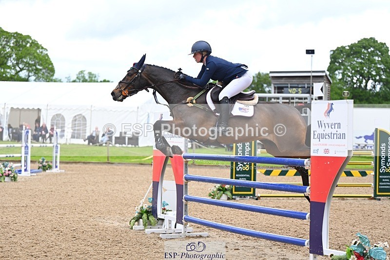 240526-115249-21129 - 164-MOONLIT_SWAYZE-Daisy_Bathe