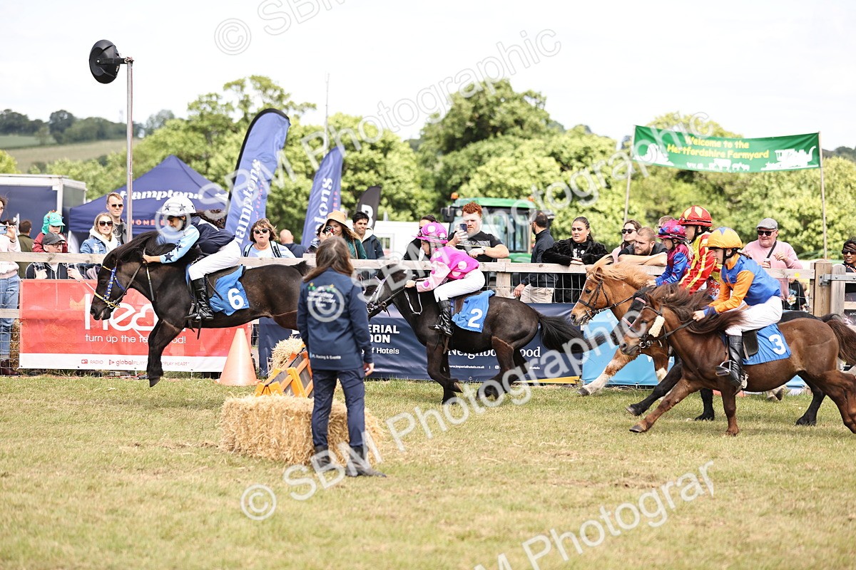 SBM_16439 - Dinky Derby