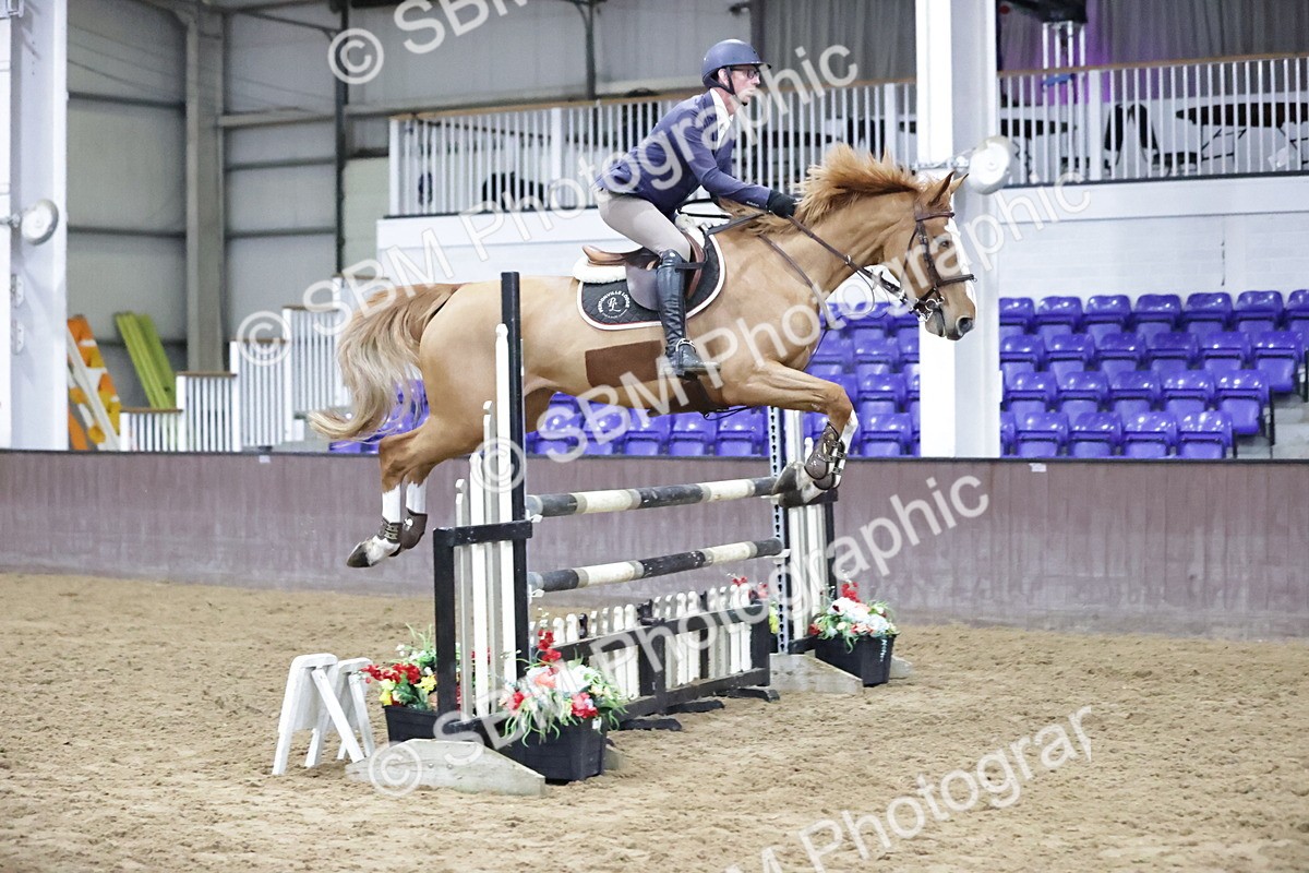 SBM_001204 - Class 4 - Senior Newcomers/ 1.10m Open