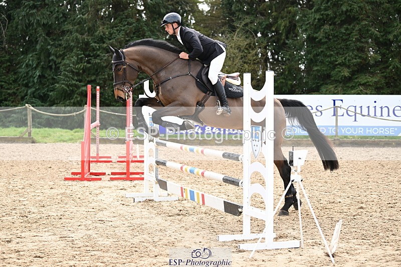 250322A-120122-02525 - Cls 19 Snr Disc & 1.00m Open