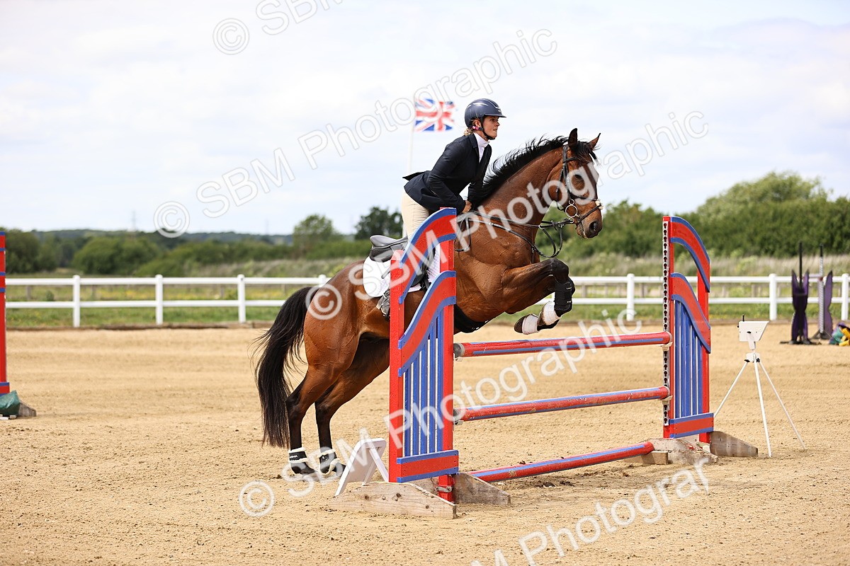 SBM_000307 - Class 4 - 1m showjumping