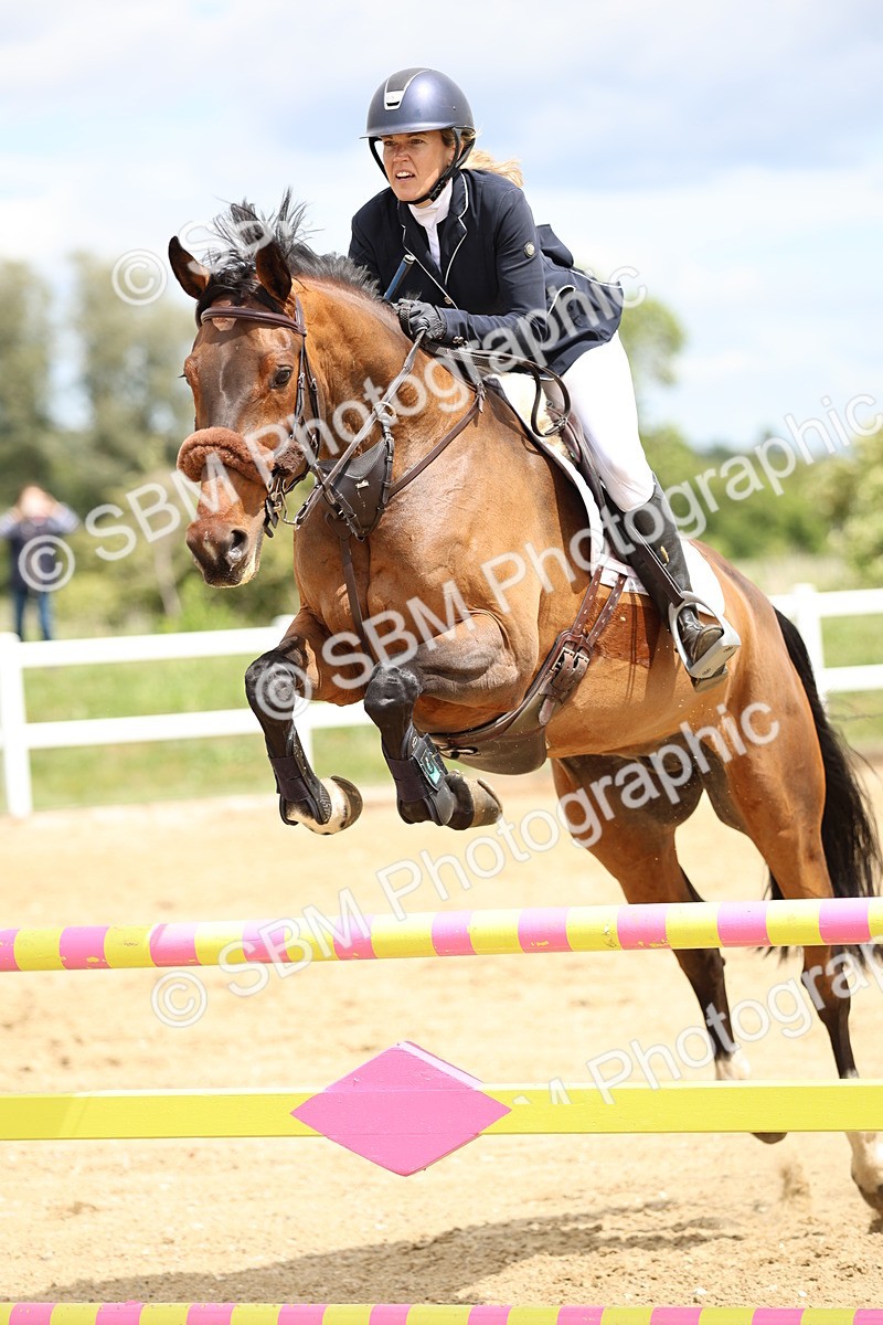 SBM_000870 - Class 3 - Senior Discovery - 1.00m