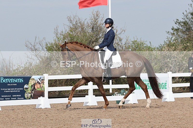 250404-112115-04936 - 093+097-Jennifer.Charleston+Gijs.Van.Vooren