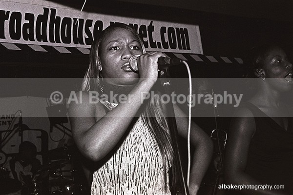 03 - Friends-&-Family @ the-roadhouse 03.05.03