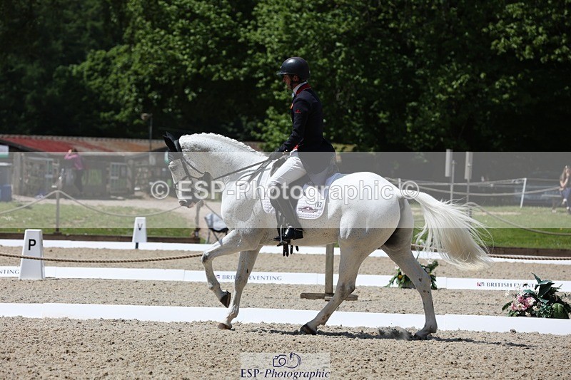 230526-125357-06279 - 163-UVERA_Z-Harry_Meade-WEDTrotUp+DR