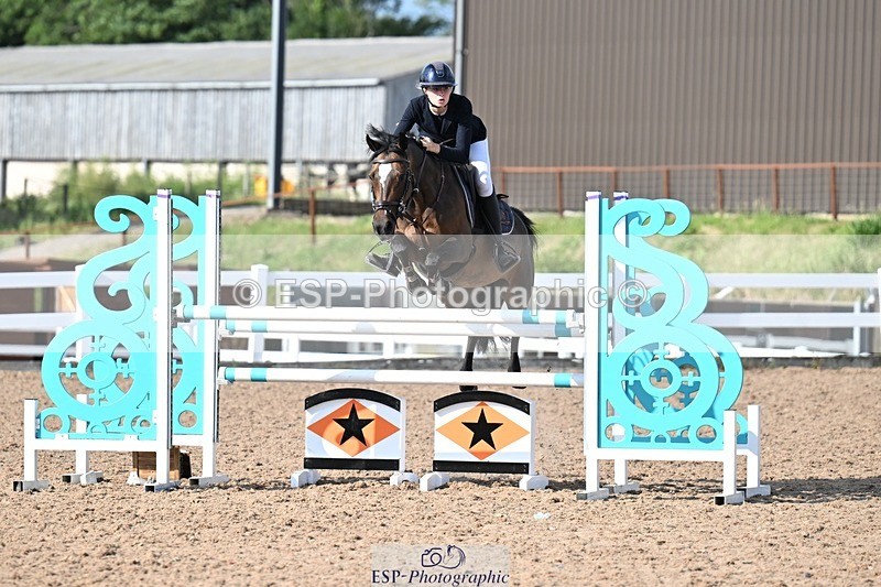 260627-180144-05915 - Cls 27 Foxhunter and 1.10m