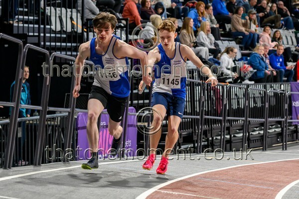 CombiMast25-914371 - Track Male Set One