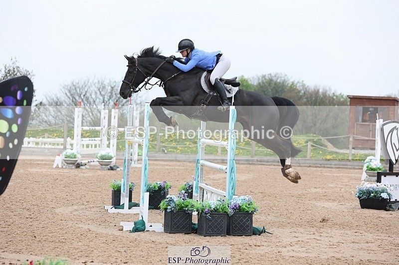 250424-124315-05542 - Cls 1 - 2 Star Small Tour