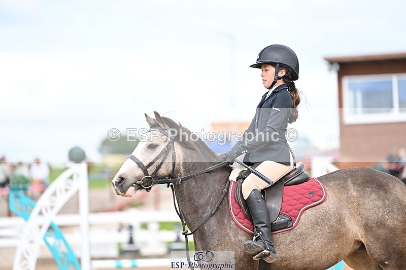 240806A-155305-00140 - Clear Round & 60cm BS Club & Schools