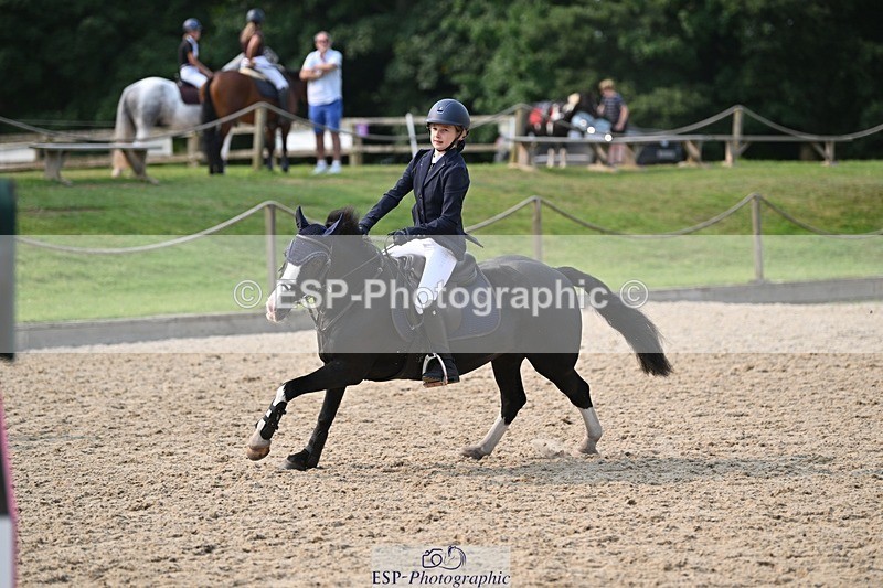 240818-161917-05404 - Cls 13 Pony Intro 70cm