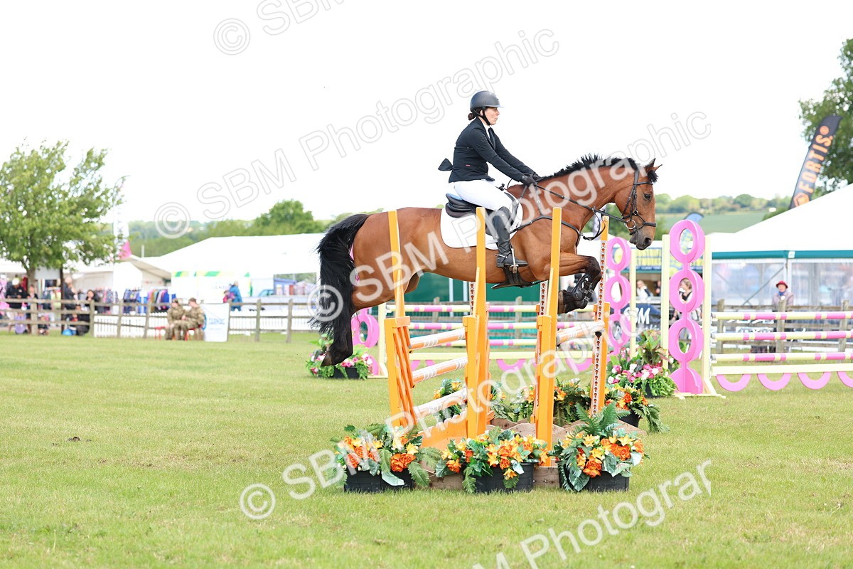 SBM_13482 - Class 206 - Senior Newcomers - 1.10m Open