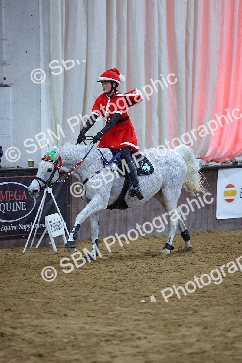 SBM_004372 - Class 20 - Pairs Relay Jumping 1.10m