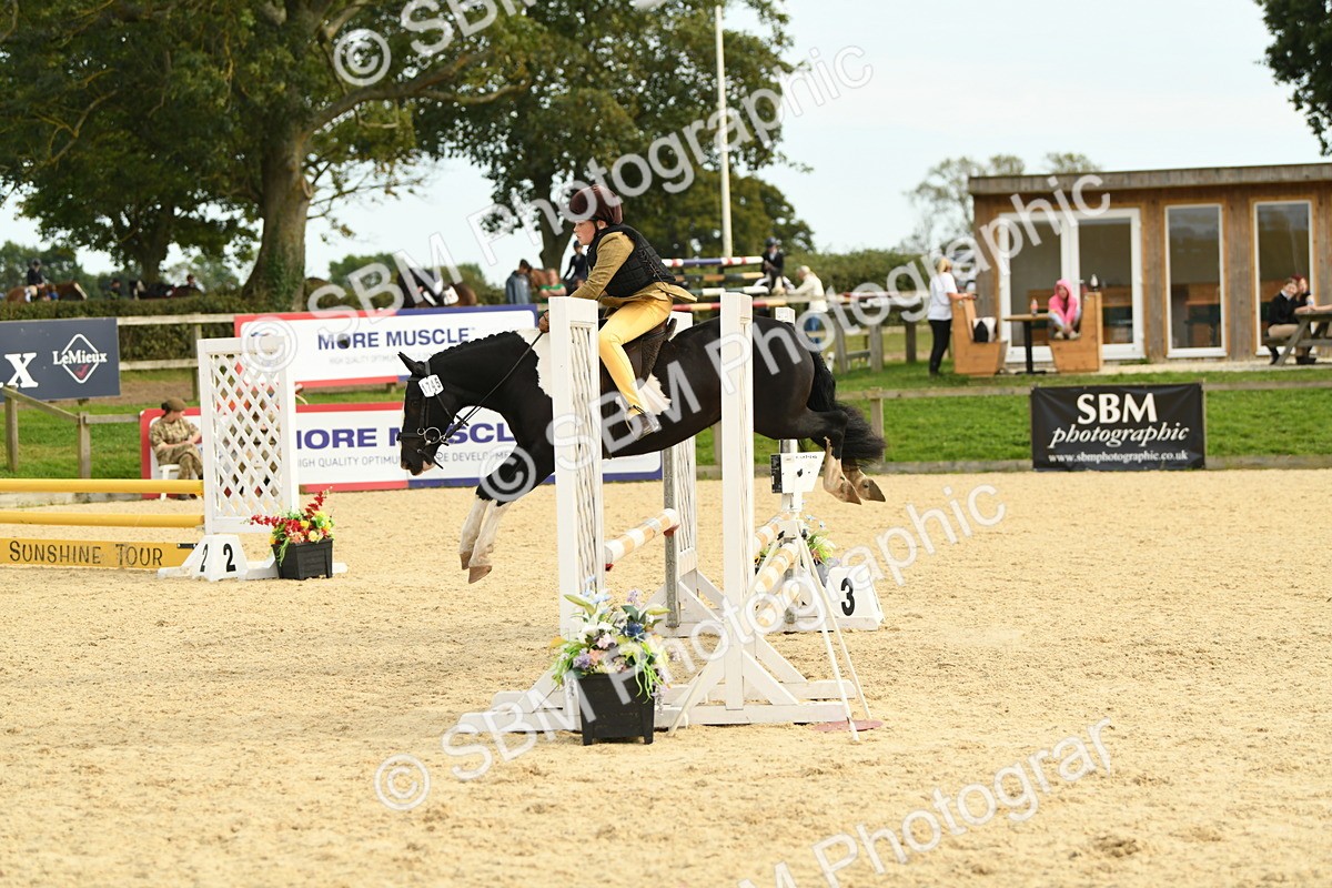 SBM_71124 - J15 - Junior Pony 70cm Championship