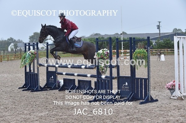JAC_6810 - CLASS 19 SUN Pony Foxhunter/ 1.10m Open