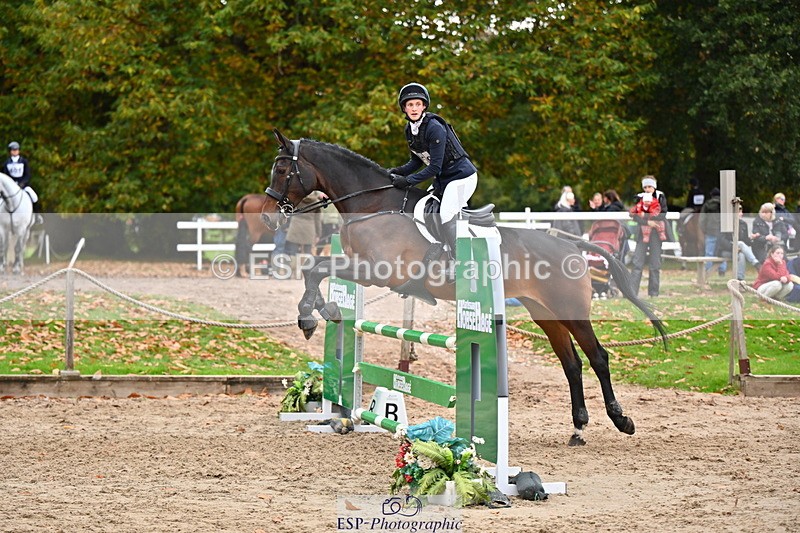 251026A-141812-25075 - G-559-Eleanor.Dunachie