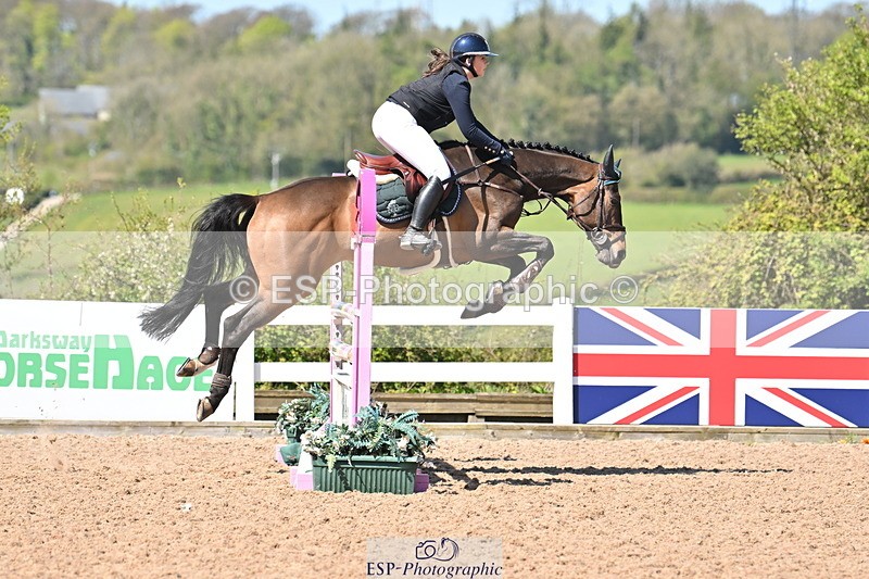 240420A-115332-10652 - Cls 15, 1 Star Bronze Tour 1.15m