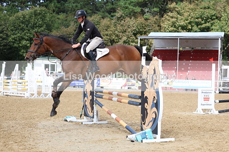 3E7A9695 - Class 10: Senior 95cm open