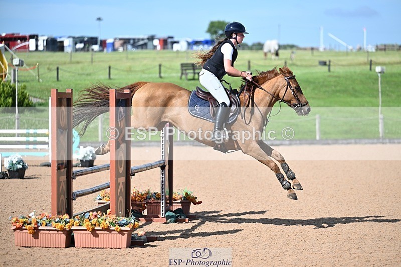 260626-170900-00744 - Cls 2 Pony Intro 90cm