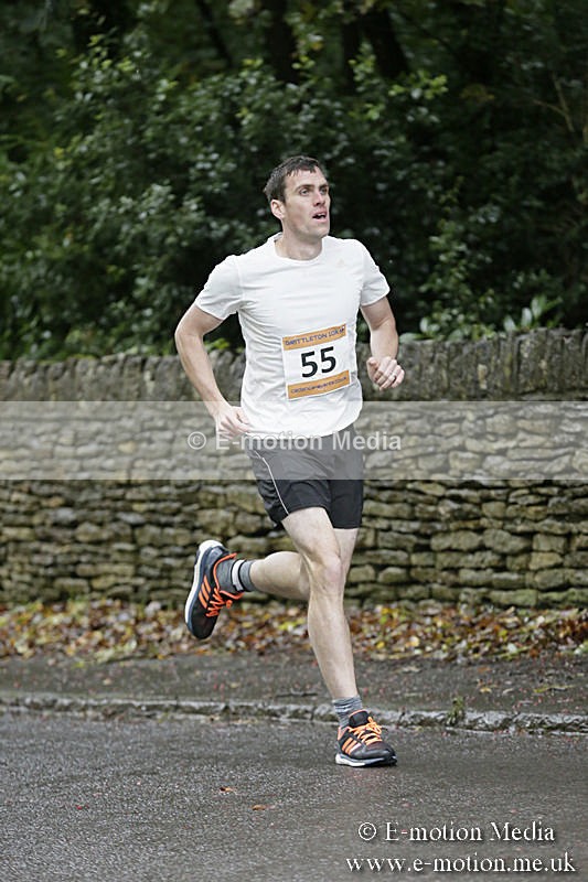 CAD131019-0046 - Cadence Events Grittleton 10km 13/10/19