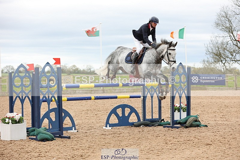 240419A-111427-06392 - Cls 2, 2 Star Small Tour 1.30m