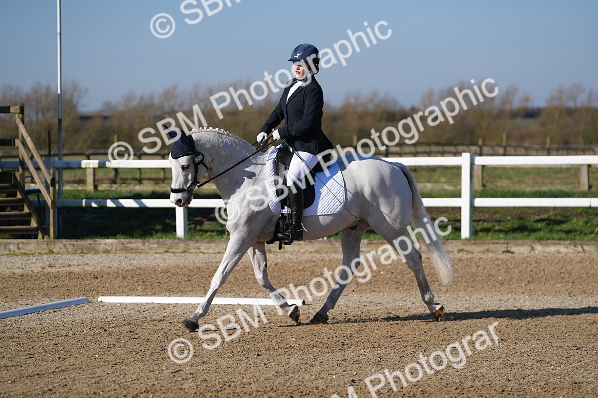 SBM_000571 - Class 1 - Intro 1 - 60cm