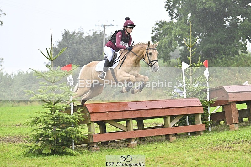 240901A-161547-11063 - 524-Kate.Hicks-SWALLOWCROFT.STARDUST