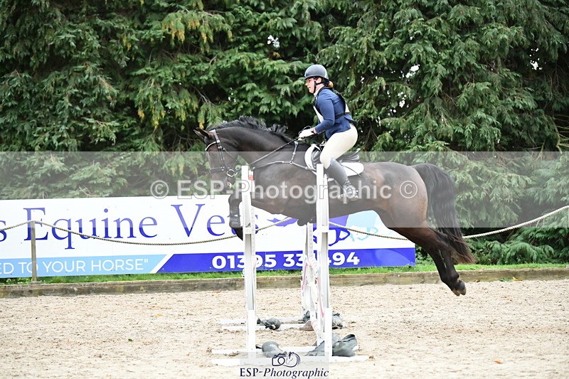 251004A-173113-02480 - Classes 12 & 13 90cm