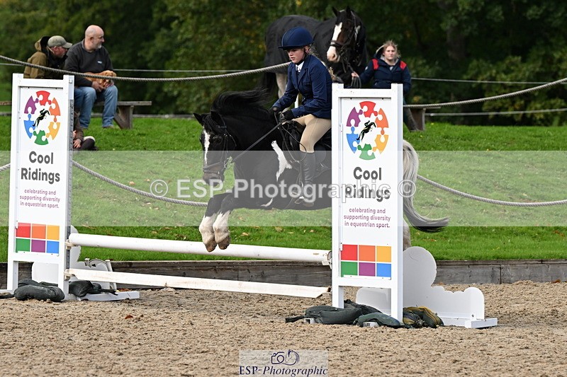 251004A-135118-01351 - Classes 6 & 7 60cm