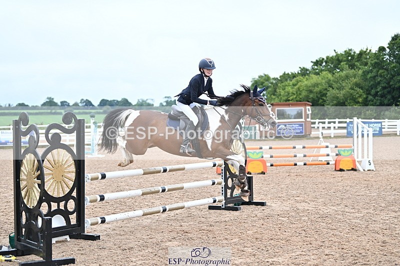 240908A-110819-03247 - Cls 18 A&B Pony Brit Nov & 80 Opern