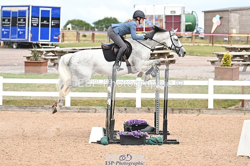 250723-154841-01230 - Cls 6 Foxhunter and 1.20m