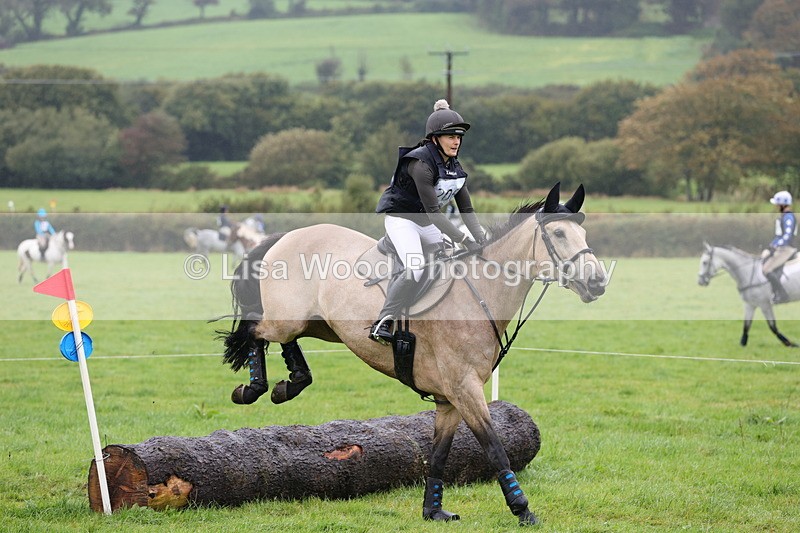 1X9A1731 - Class 2: 70cm: Log