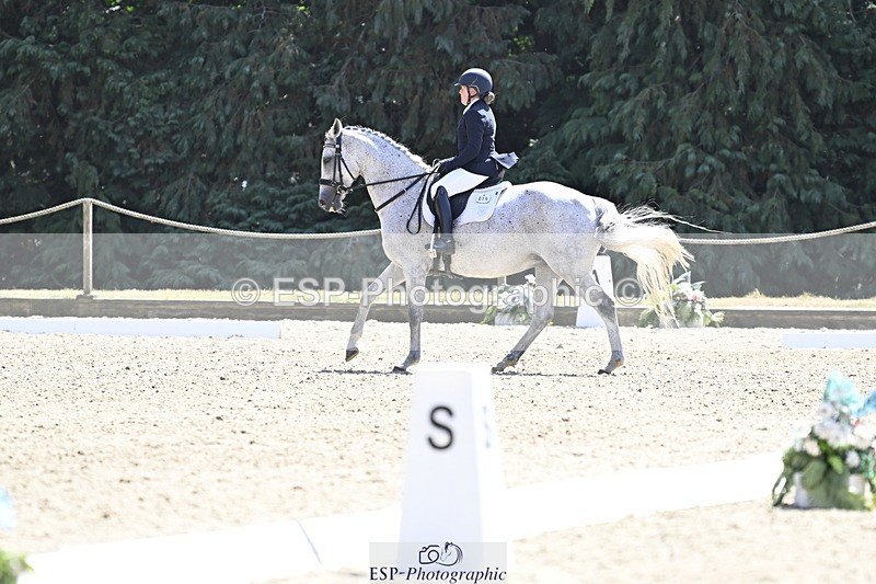 250810A-140623-06869 - 019-Jane.PhillipsFair.Duchess