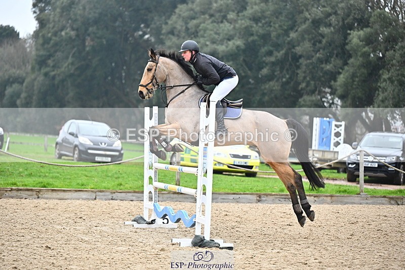 250216A-120304-02494 - Cls 9 Snr 1.05m