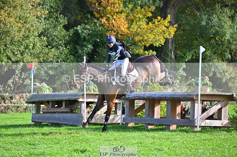 241025-124455-08308 - 108-Xanthe.Baylis-MONBEG.BY.MAGIC