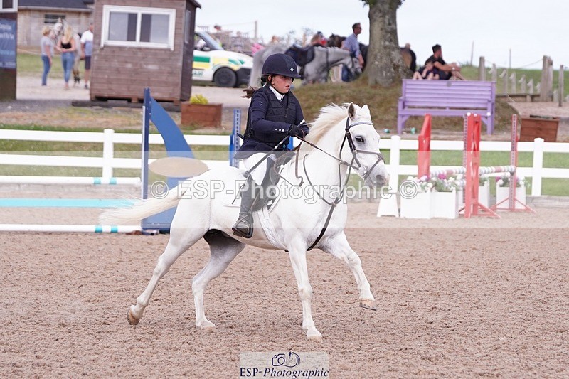 250629-172552-13241 - Cls 33 Stepping Stones 128cm and 138cm