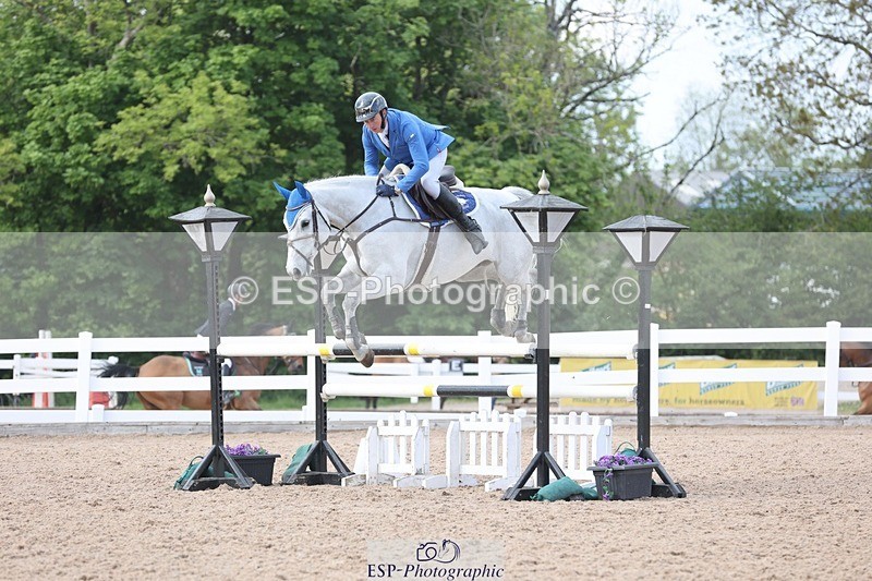 250508-171448-04311 - Cls 12 Snr Newcomers