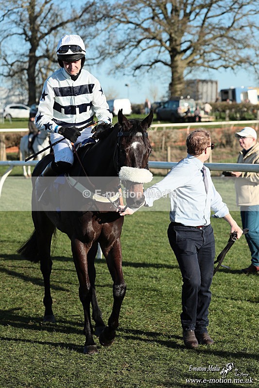 PtP 210326 1209 - VWH Cirencester Races 21/03/26
