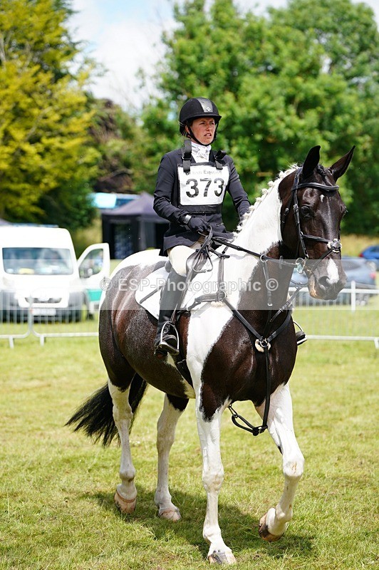 240630X-115934-8109 - 373-Maddy_Hand-LANGALLER_BLUE_MOON