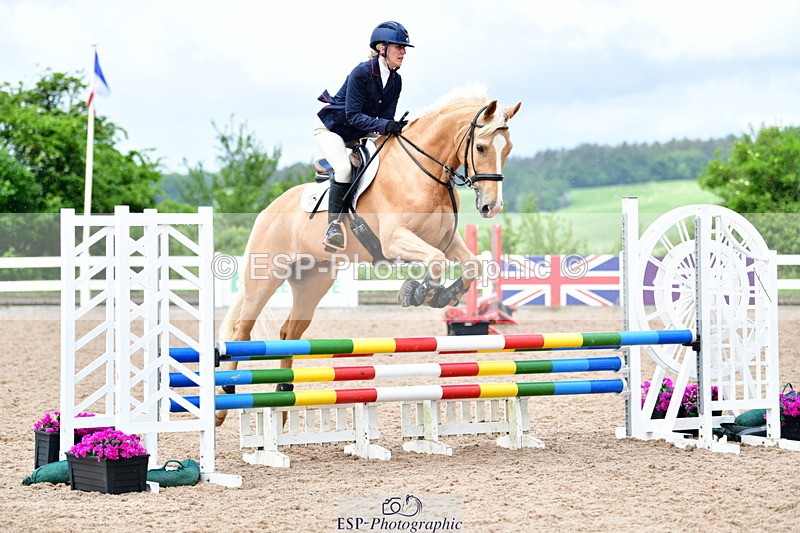 240526A-121241-07620 - Cls 31 85cm National Am Qualifier